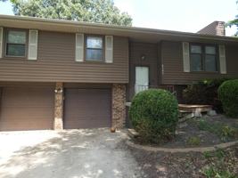 featured image of 8502 Orchard St