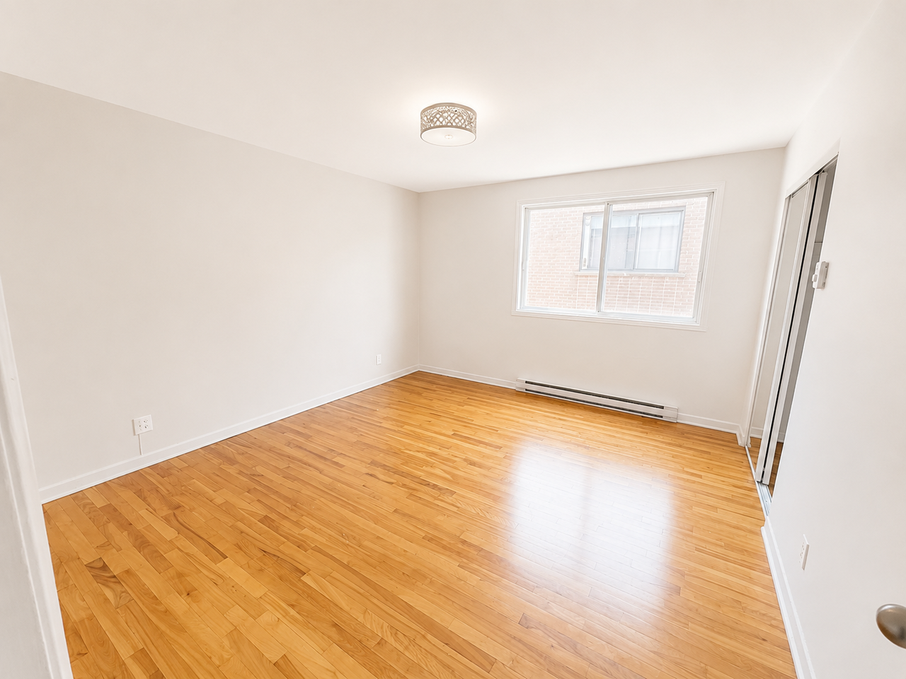 8045 Rue Browning - Photo 7 of 10
