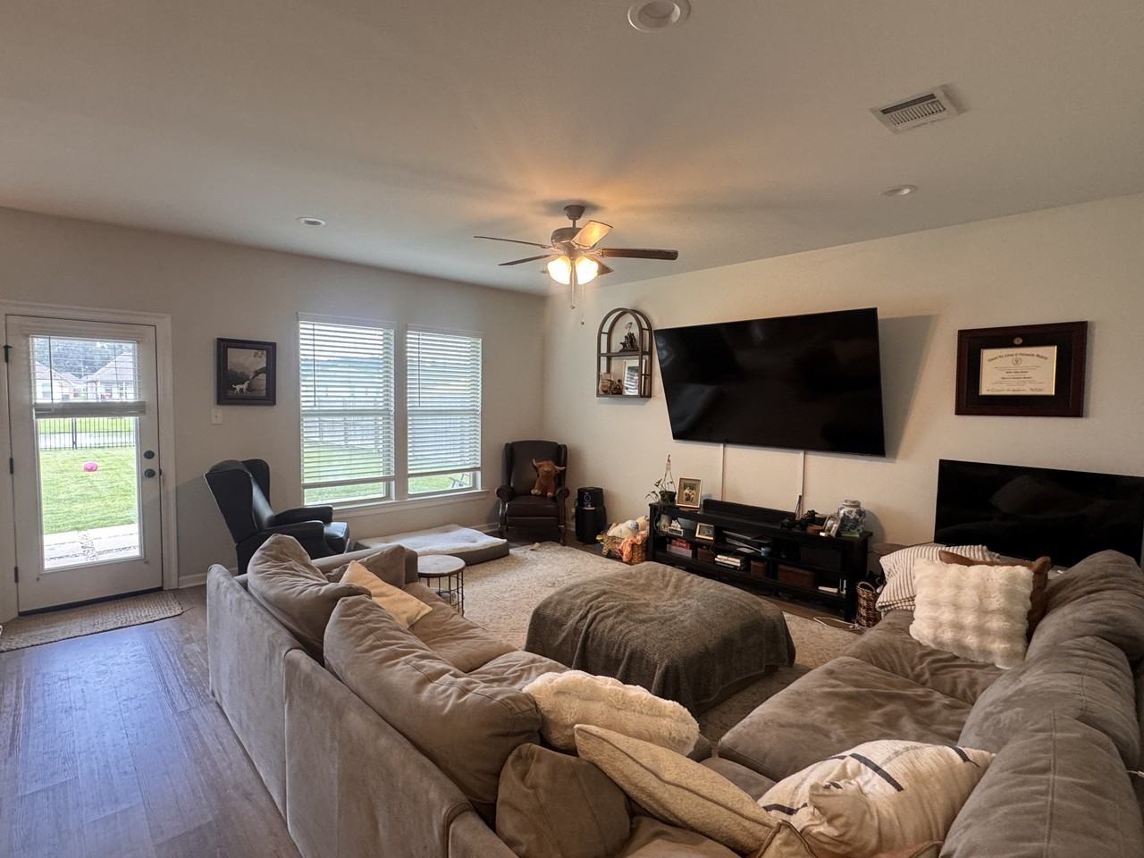 11579 Water View Ave #1 - Photo 4 of 20