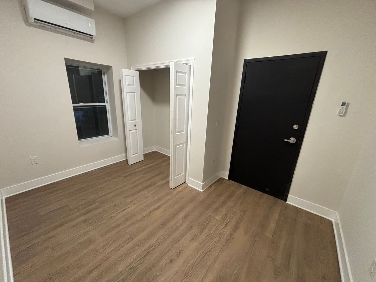 1031 W Hamilton St - Photo 6 of 10