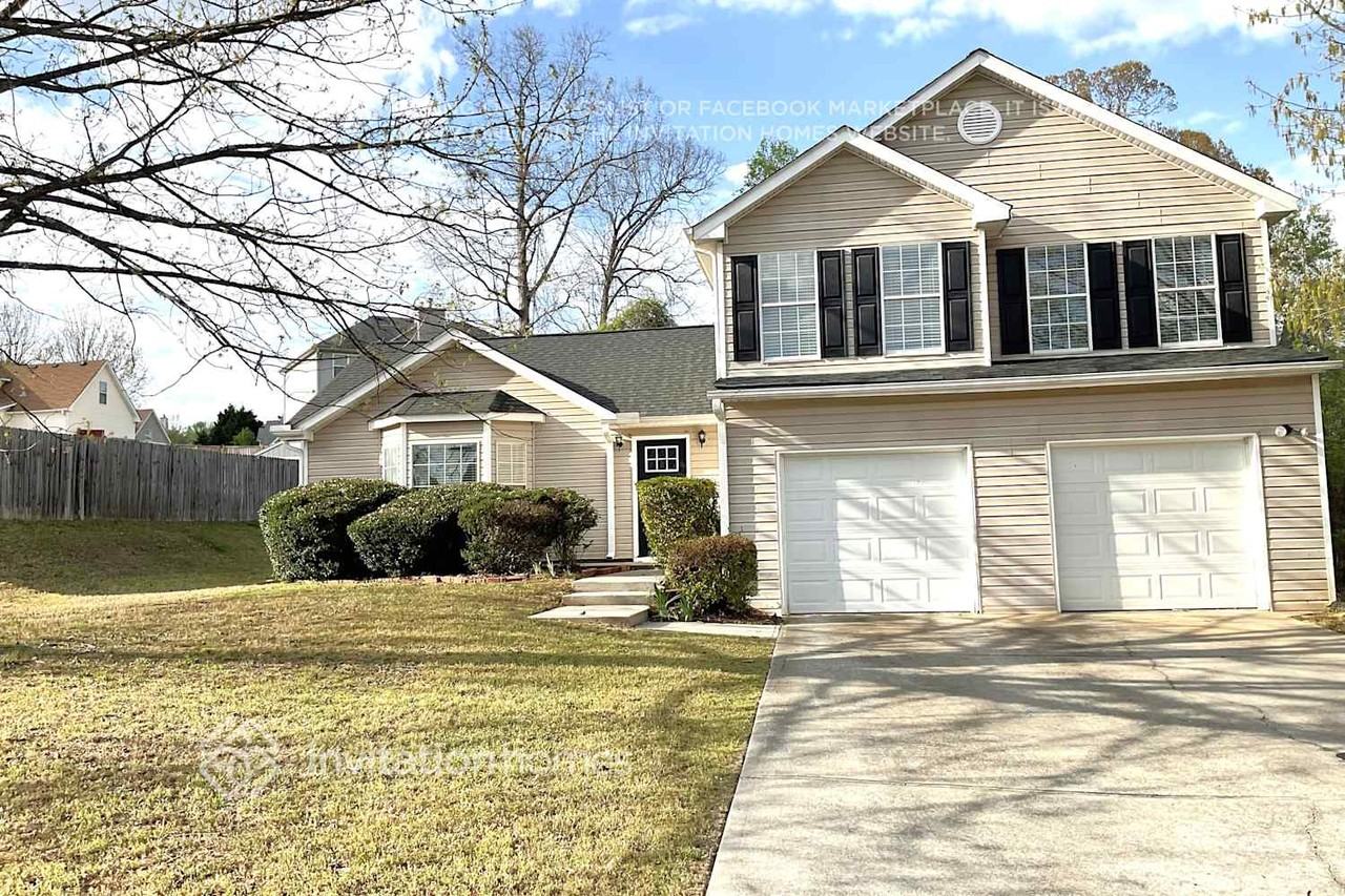 7754 Providence Point Way - Photo 2 of 25