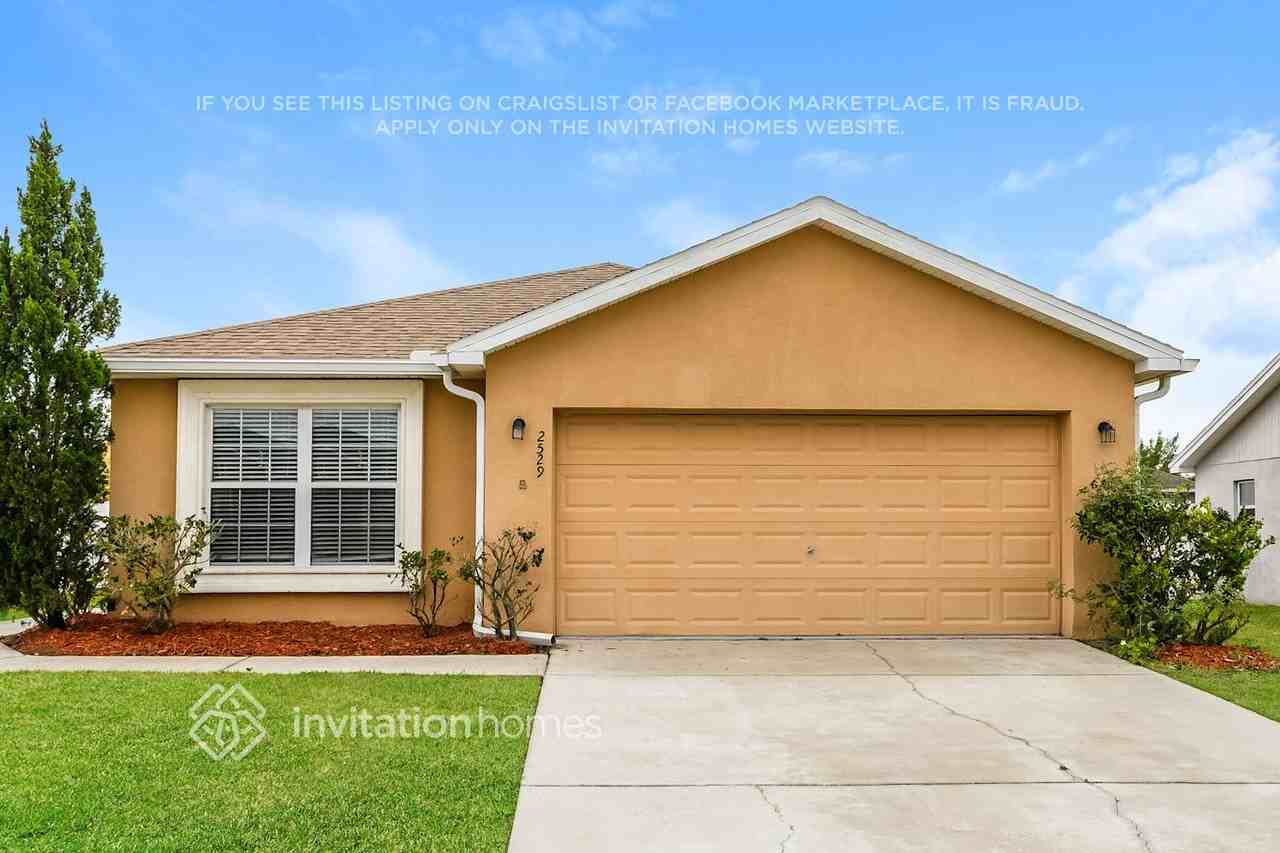 2529 Bobby Lee Ln - Photo 2 of 17