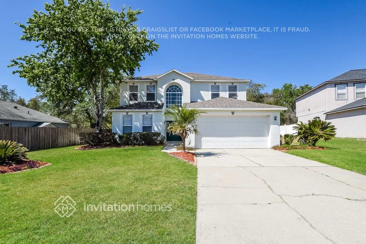 371 Pebble Ct - Photo 4 of 12