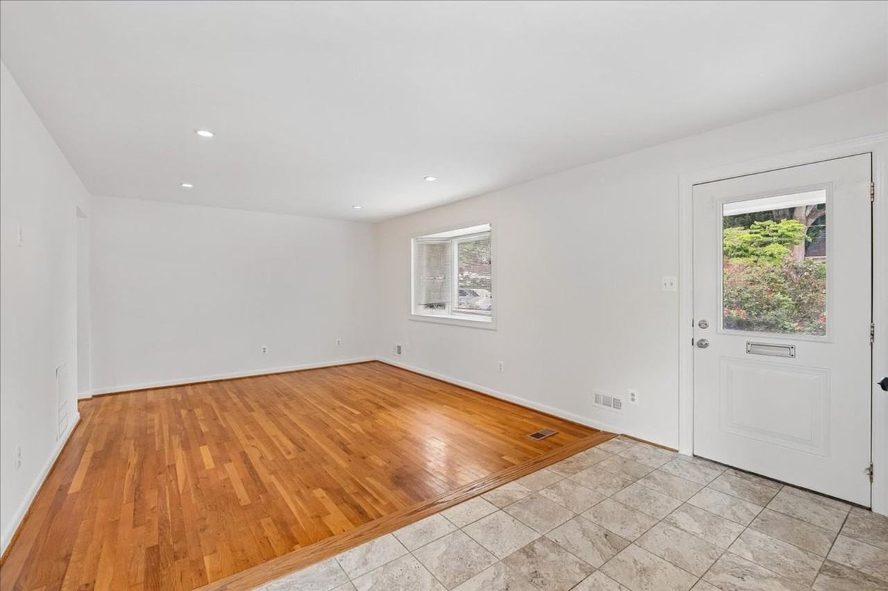 727 Grandin Ave - Photo 7 of 28