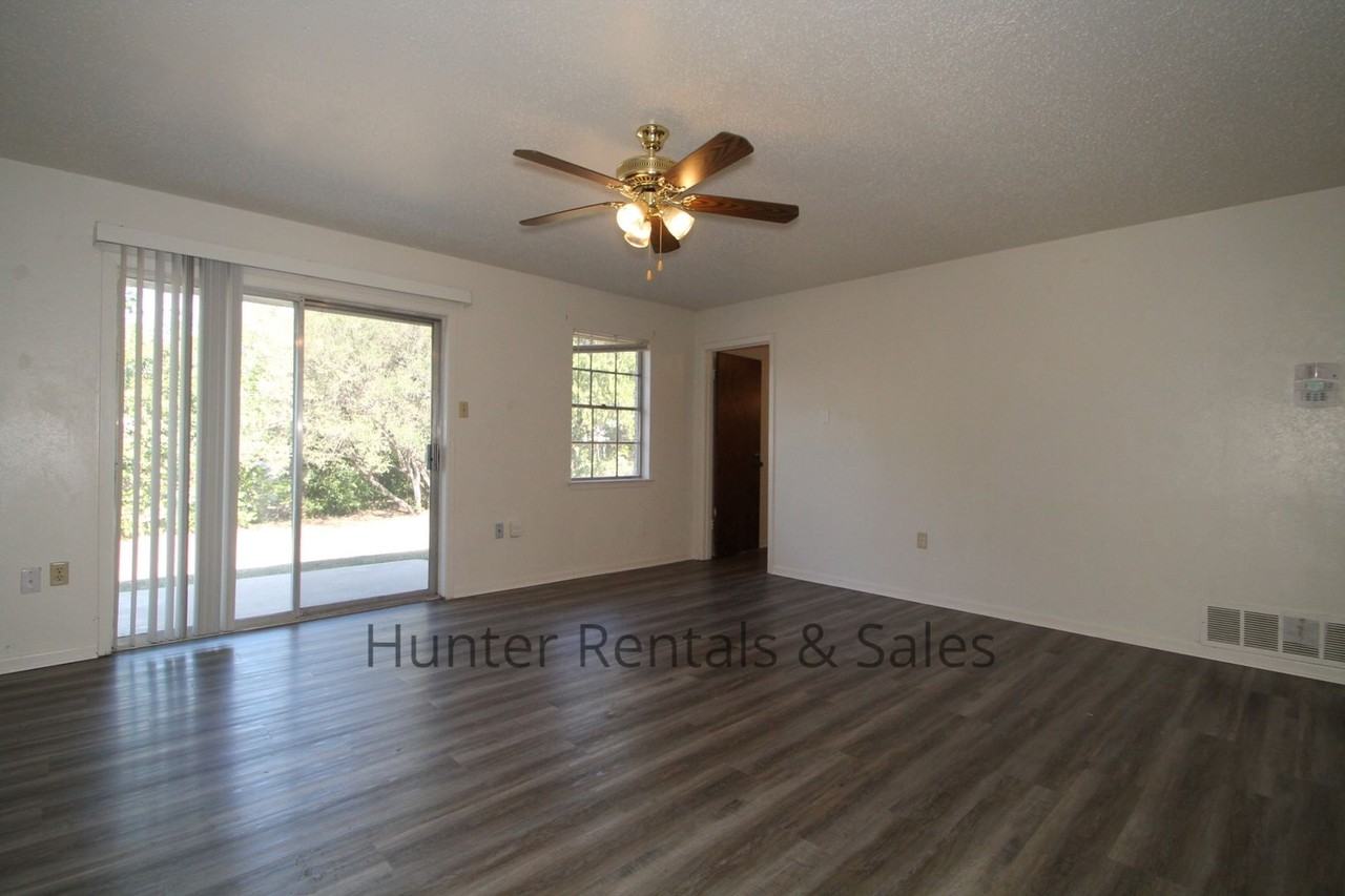 2013 Dennis St - Photo 7 of 23
