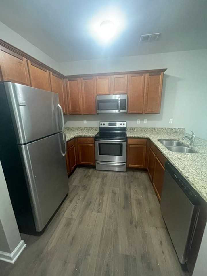 1025 Cedar Village Trl - Photo 5 of 13
