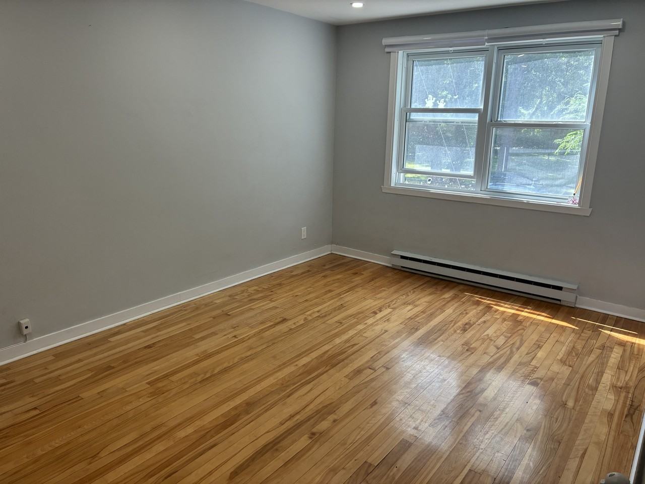 2090 Rue Wellington — photo 1