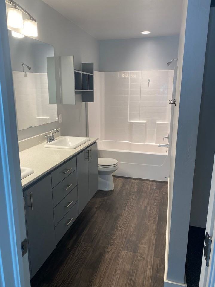 776 Sw 14th St - Photo 5 of 7