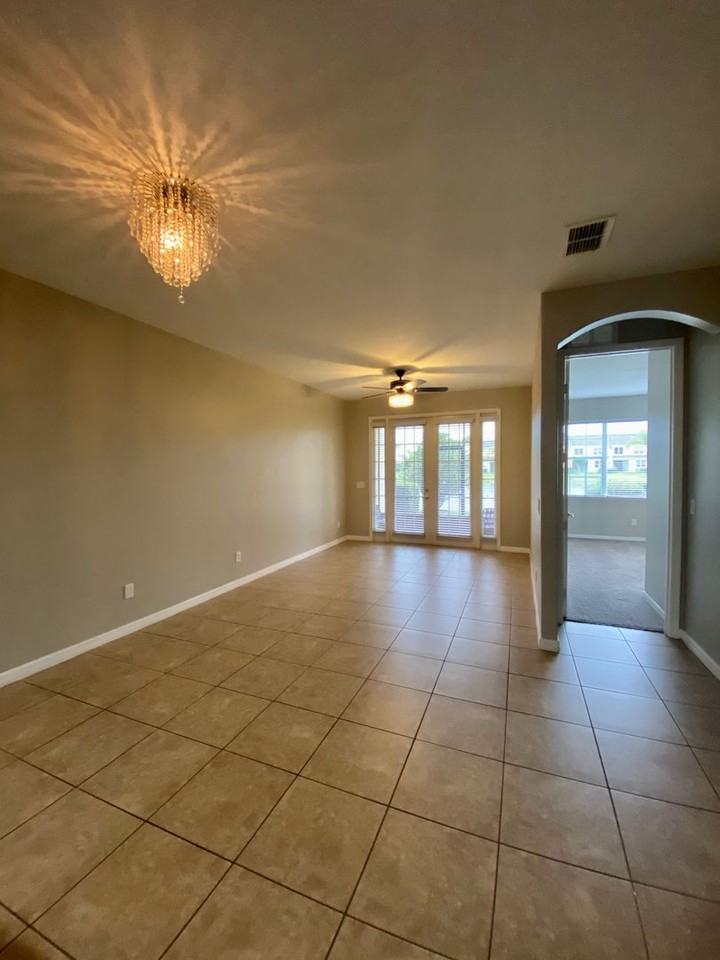 540 Woodland Terrace Blvd - Photo 6 of 50