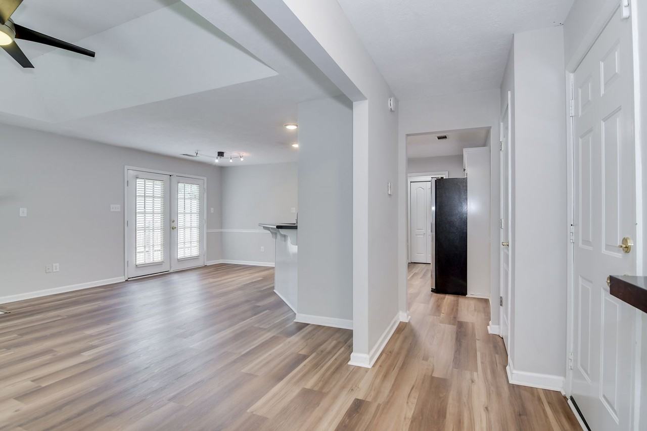 2709 Brickrun Pl - Photo 5 of 29