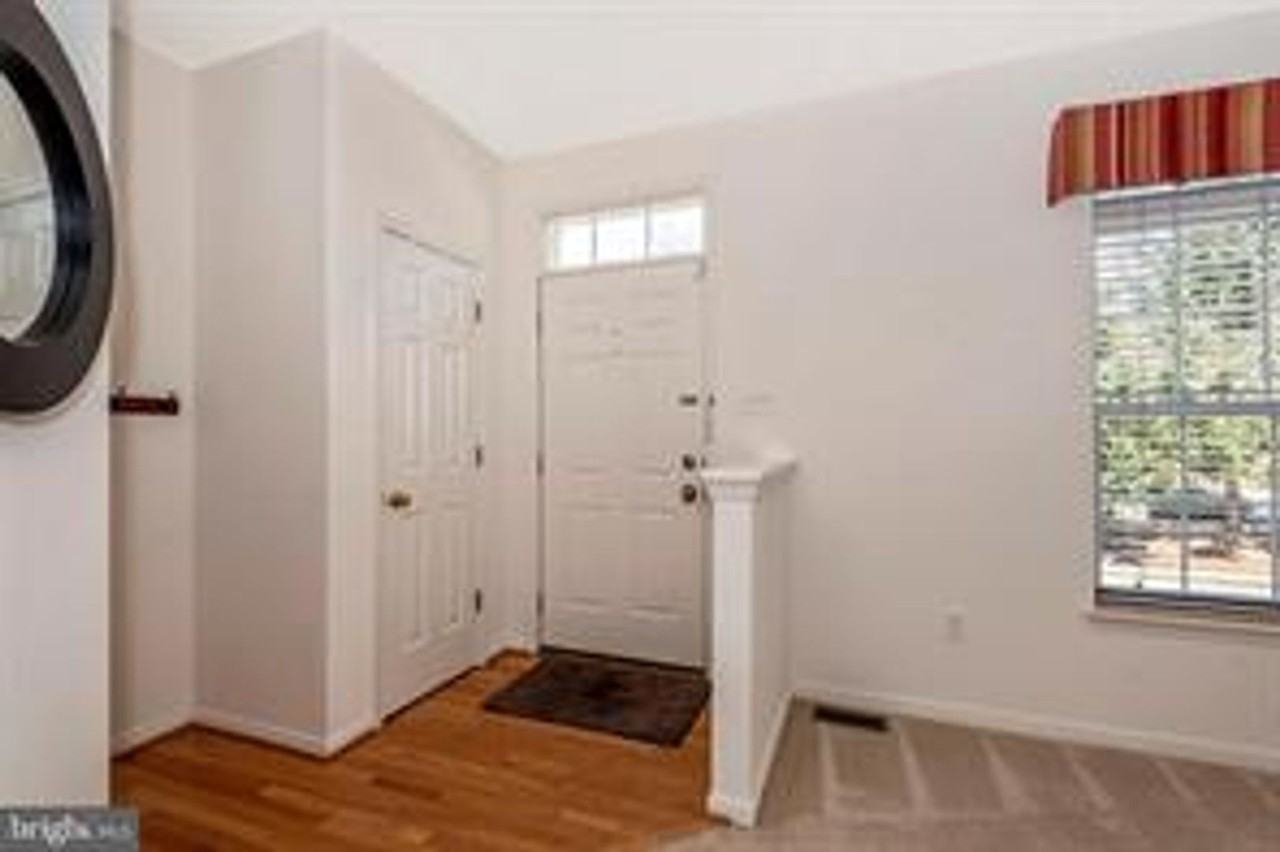 13118 Shamrock Glen Dr - Photo 2 of 47