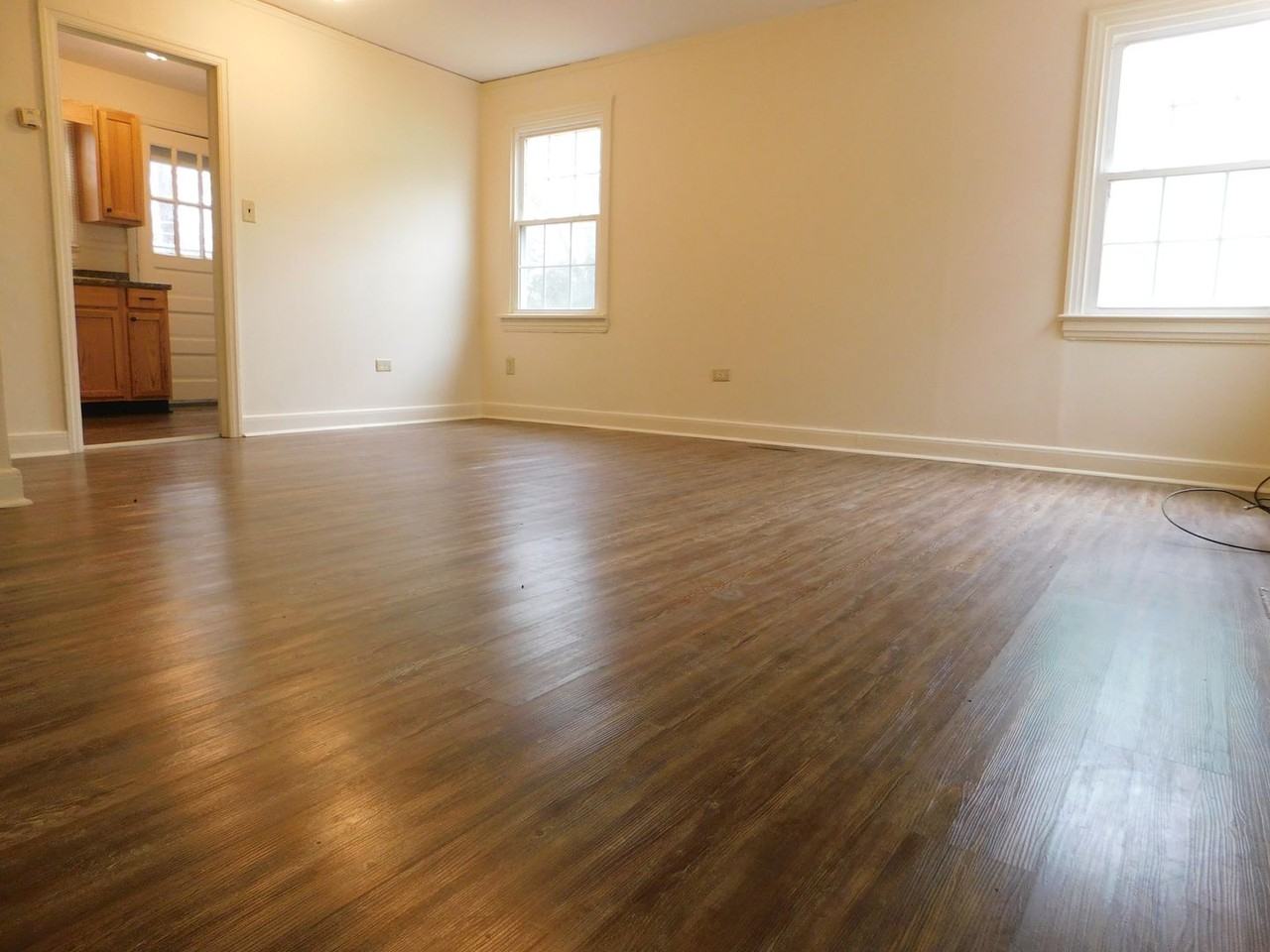 516 Williams St - Photo 3 of 9