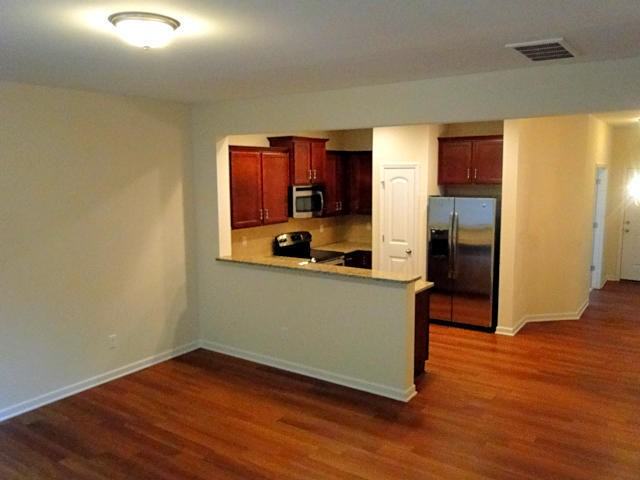 62 Holly Berry Ln - Photo 7 of 17