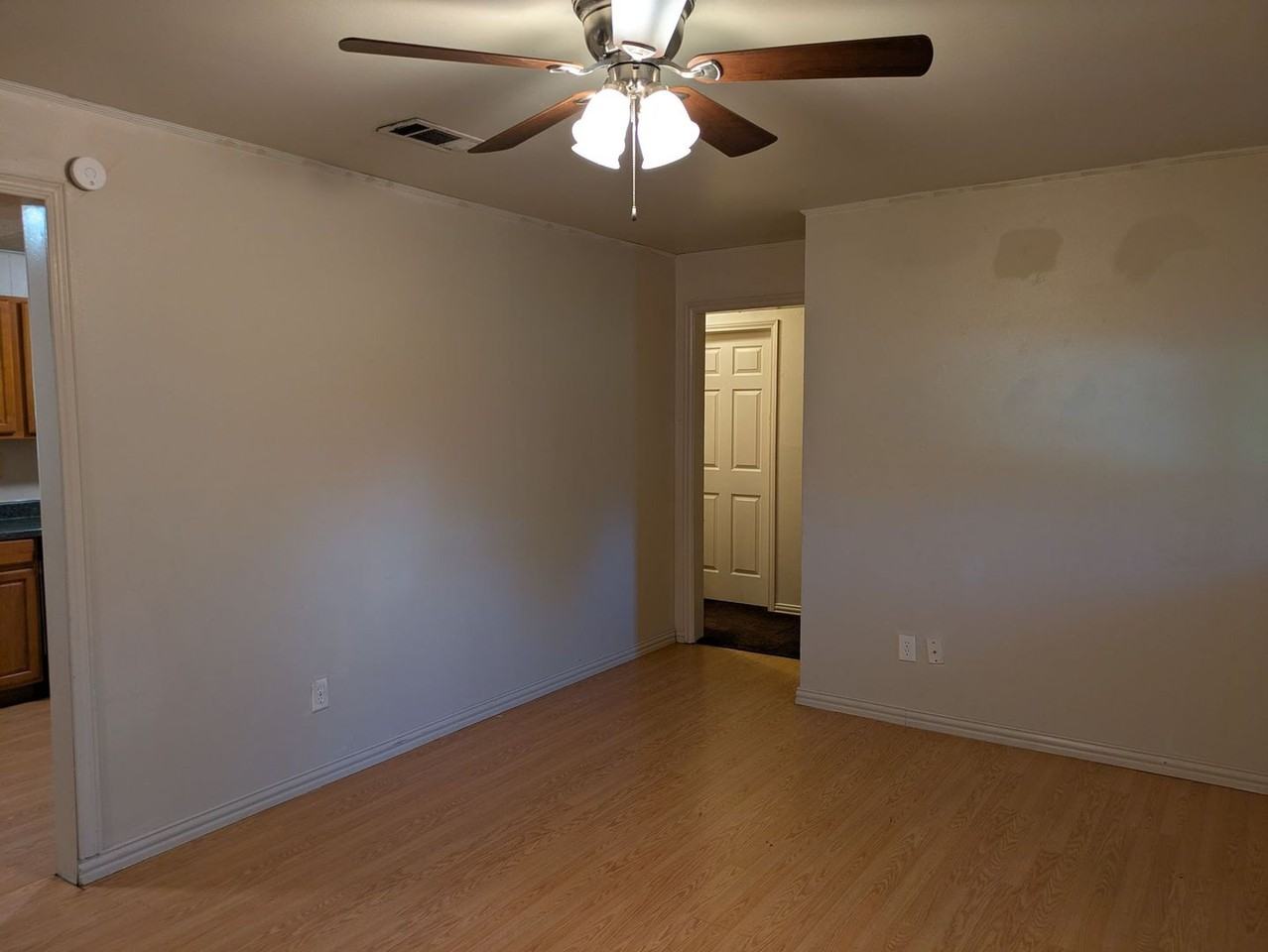 5030 Stardust Dr - Photo 3 of 17