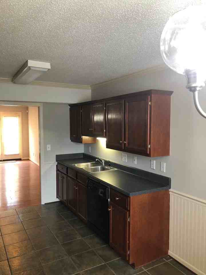 368 Cobblestone Way - Photo 5 of 26
