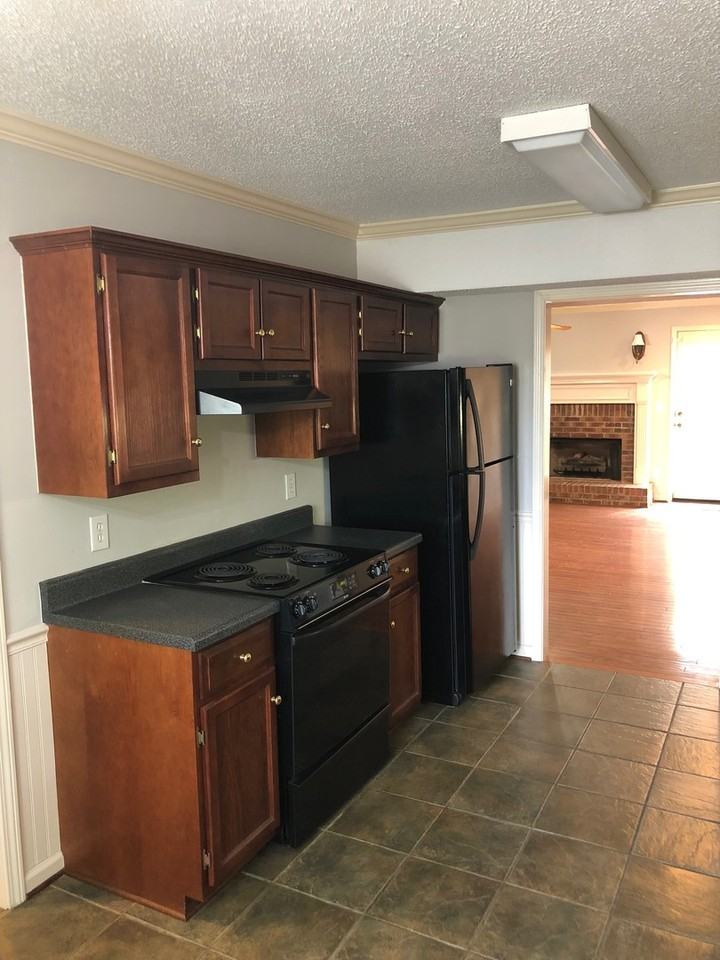 368 Cobblestone Way - Photo 6 of 26
