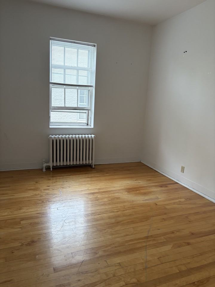 2384 Av Beaconsfield — photo 3