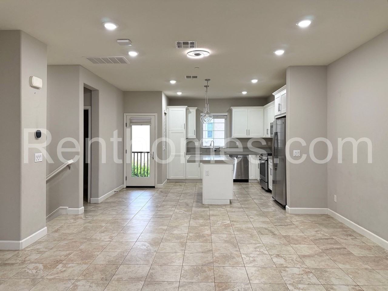 11007 Evelyn Way - Photo 6 of 47