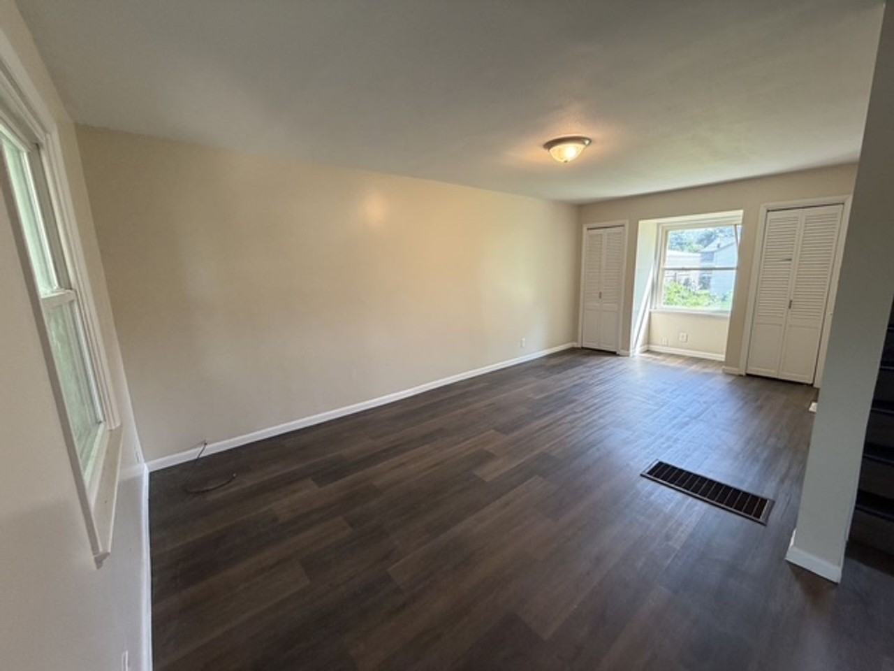 2328 N Gale Ave - Photo 2 of 11