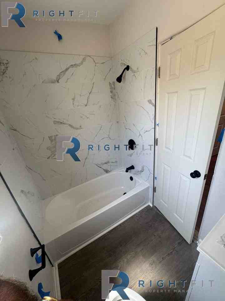 2365 Lantana Ave - Photo 5 of 9