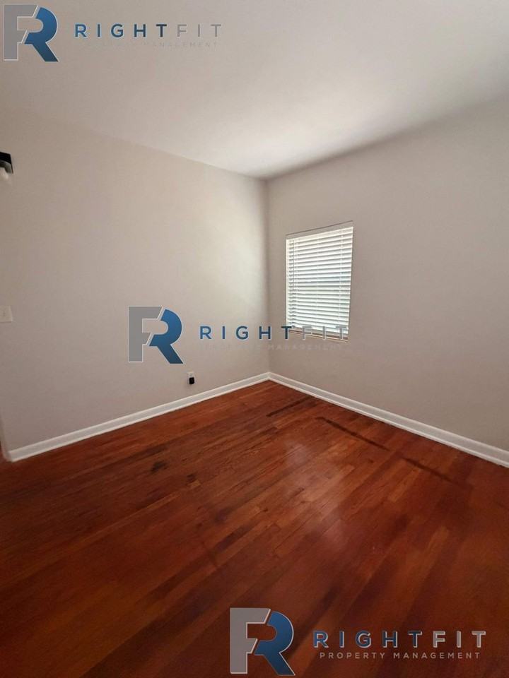 2365 Lantana Ave - Photo 6 of 9