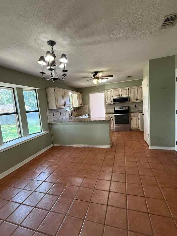 2016 Eden Dr - Photo 5 of 13