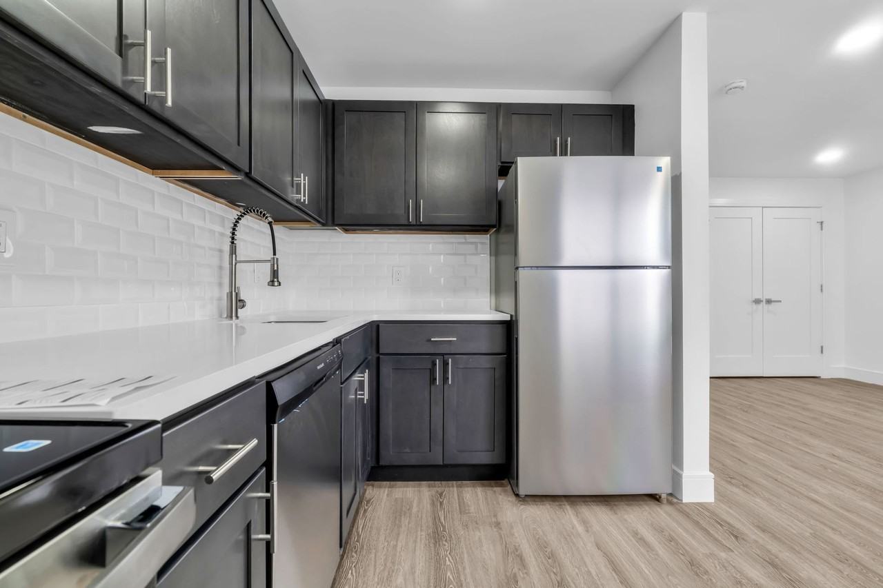 Riverside Apartments - Photo 3 of 12