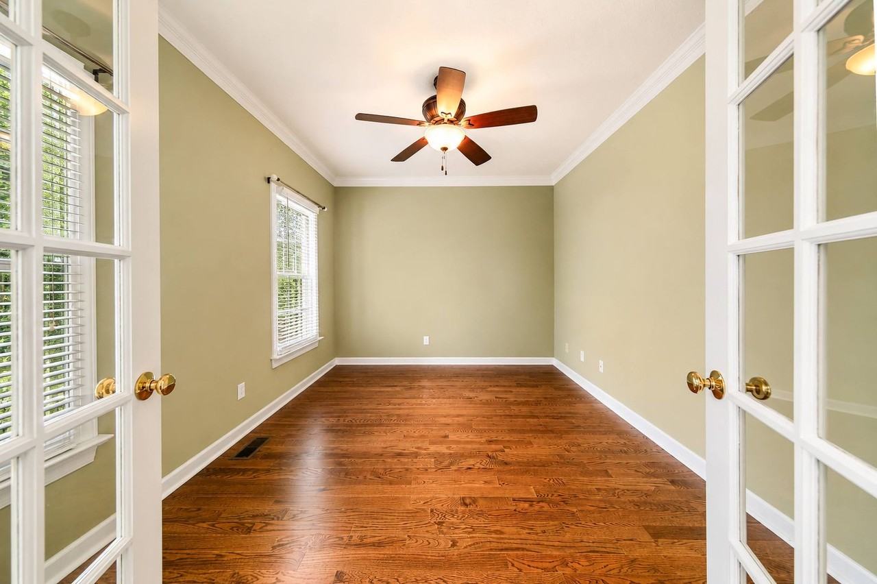 3948 Penzance Pl - Photo 3 of 16