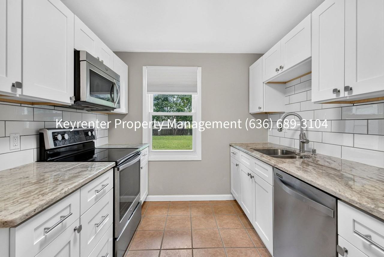 3627 High Dr - Photo 6 of 34