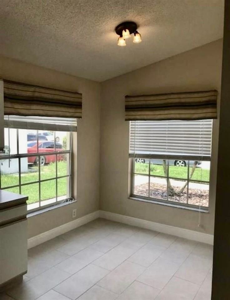333 Piccolo Way - Photo 5 of 9
