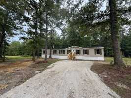 featured image of 200 Painter Rd Ne