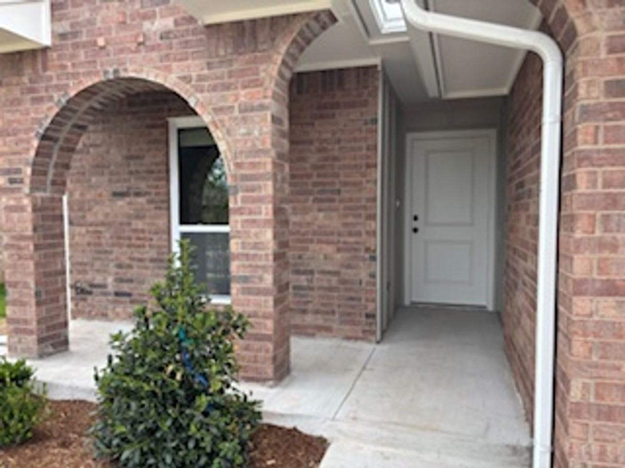 18104 Austin Ct - Photo 2 of 17