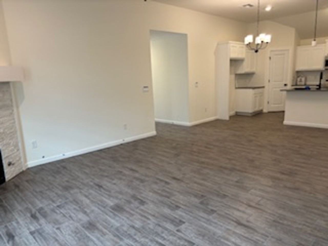 18104 Austin Ct - Photo 6 of 17