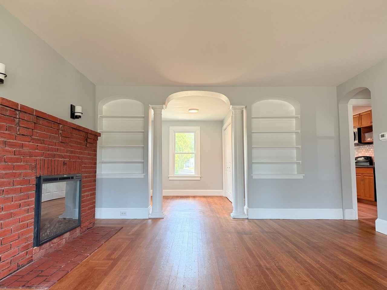 880 South State Street - Photo 7 of 27