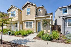 featured image of 3967 Streamline St
