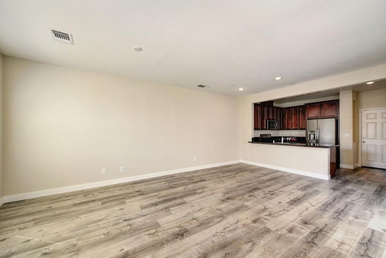 3967 Streamline St - Photo 2 of 18