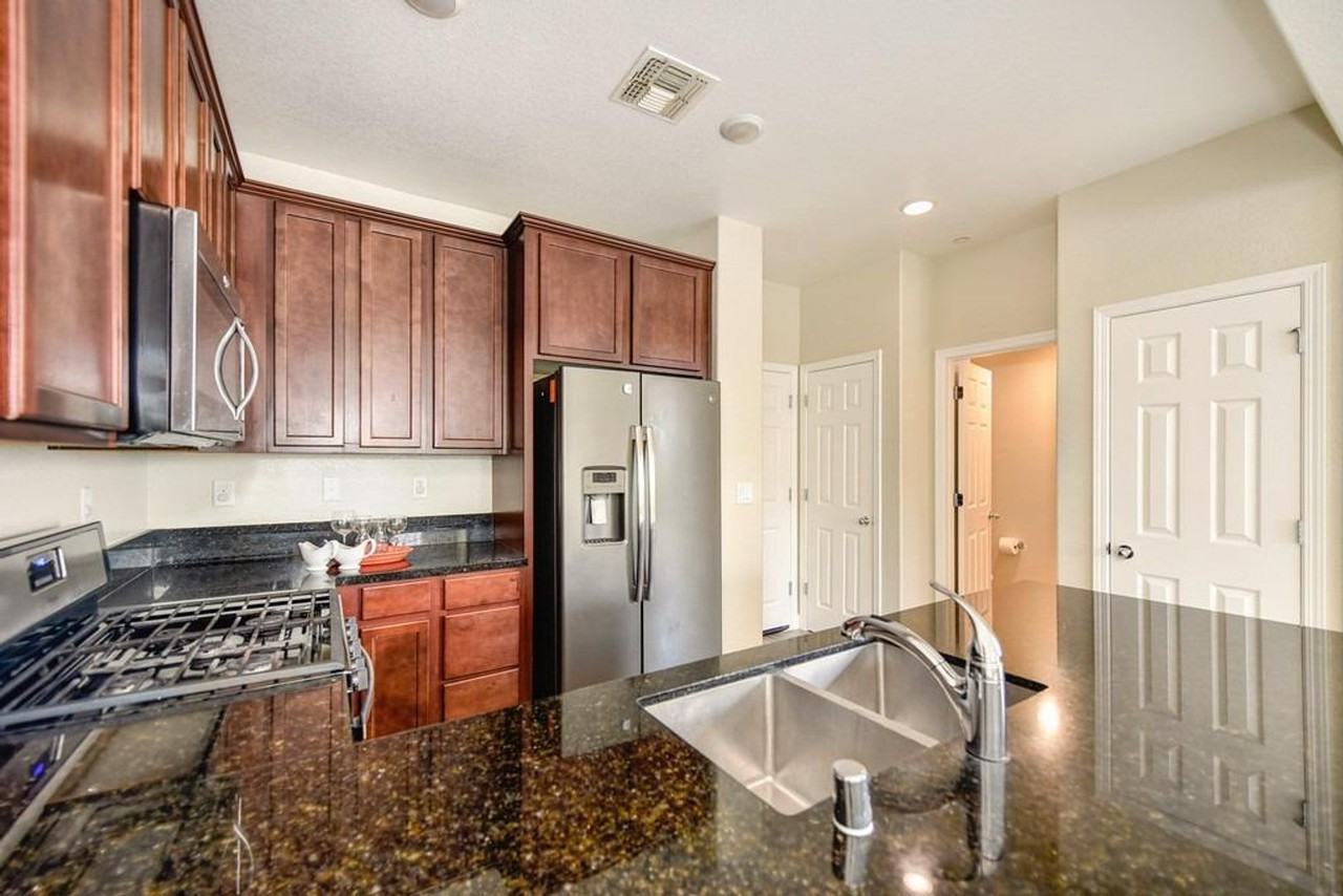 3967 Streamline St - Photo 6 of 18