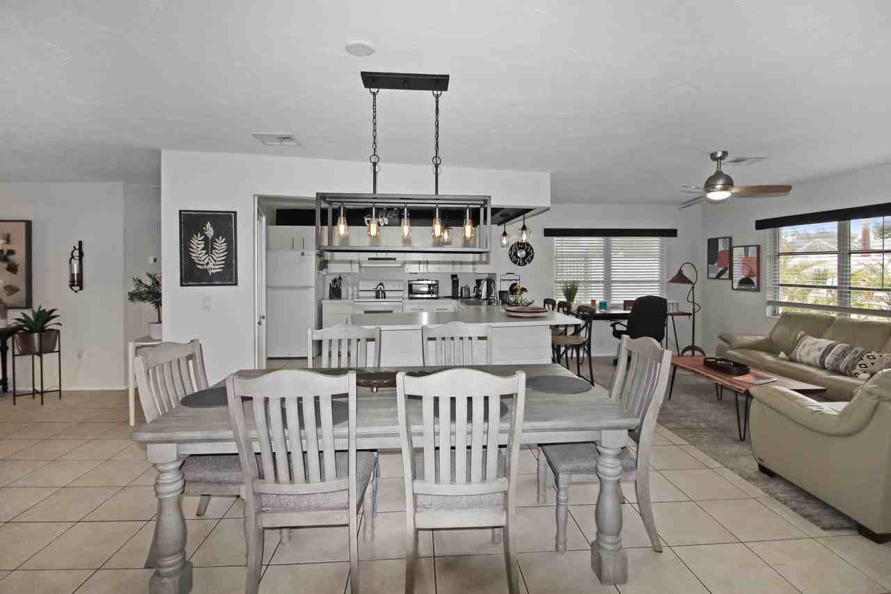 242 Capri Ave - Photo 7 of 22