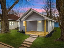 featured image of 913 W Virginia Ave