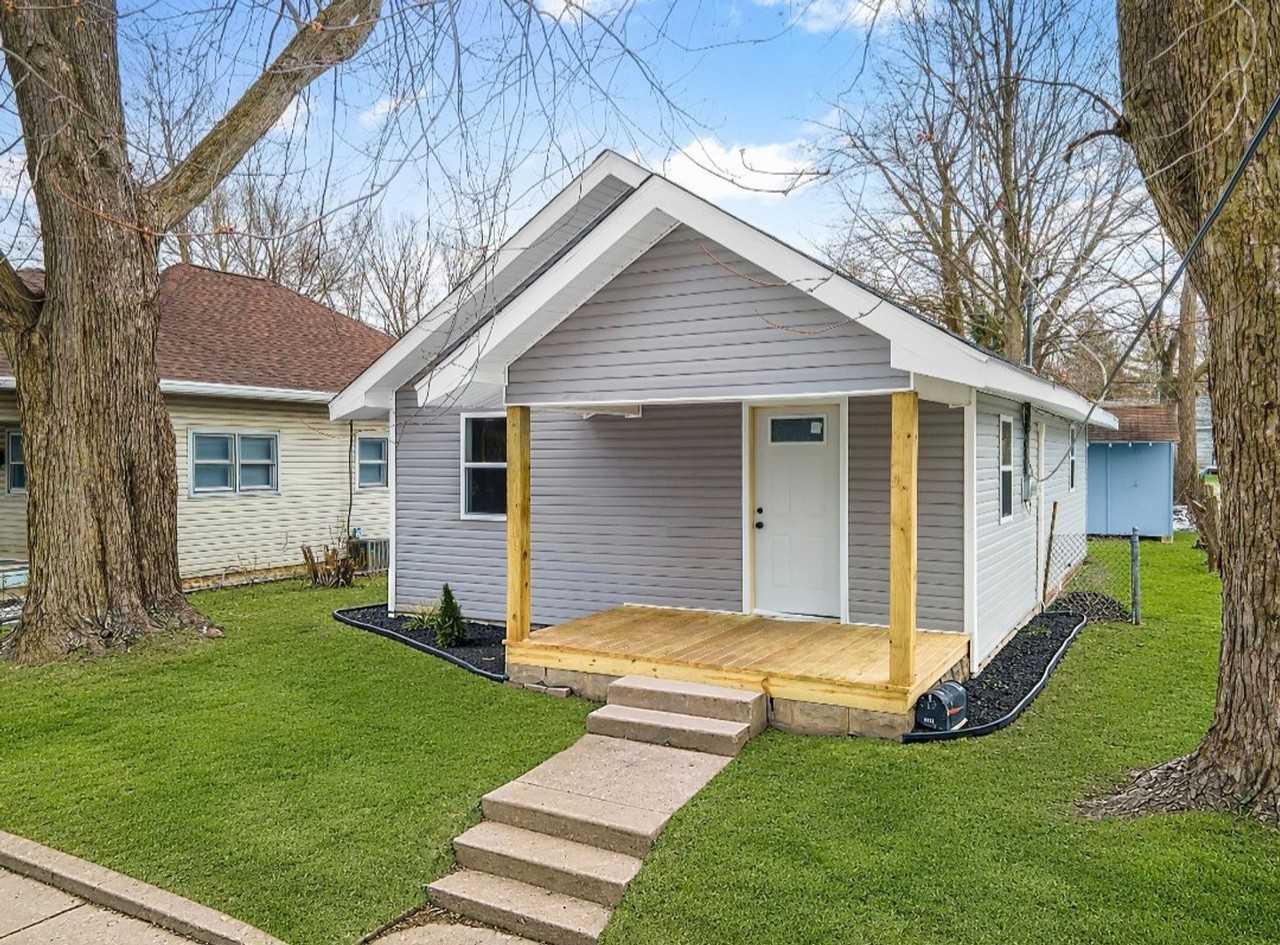 913 W Virginia Ave - Photo 3 of 16