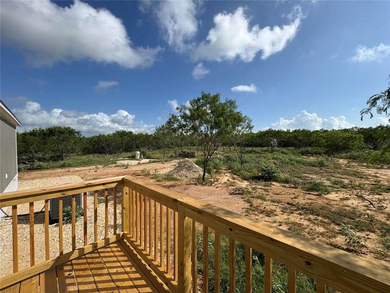 2601 Tumbleweed Trl - Photo 2 of 11