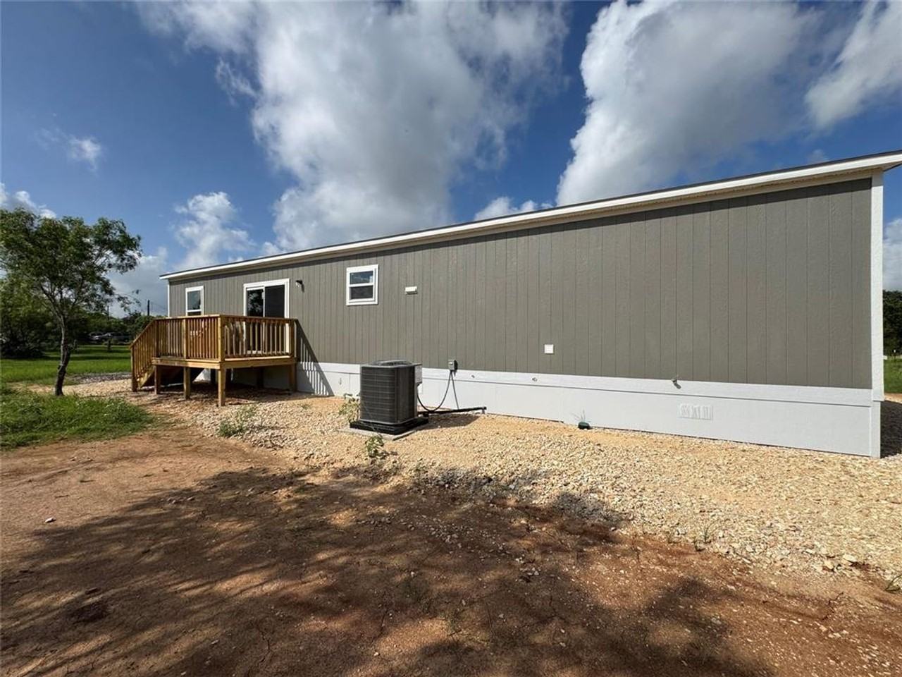2601 Tumbleweed Trl - Photo 4 of 11
