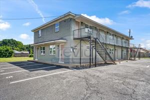 featured image of 708 Hastings St