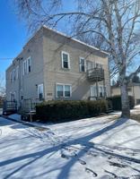 featured image of 303 S Taylor St