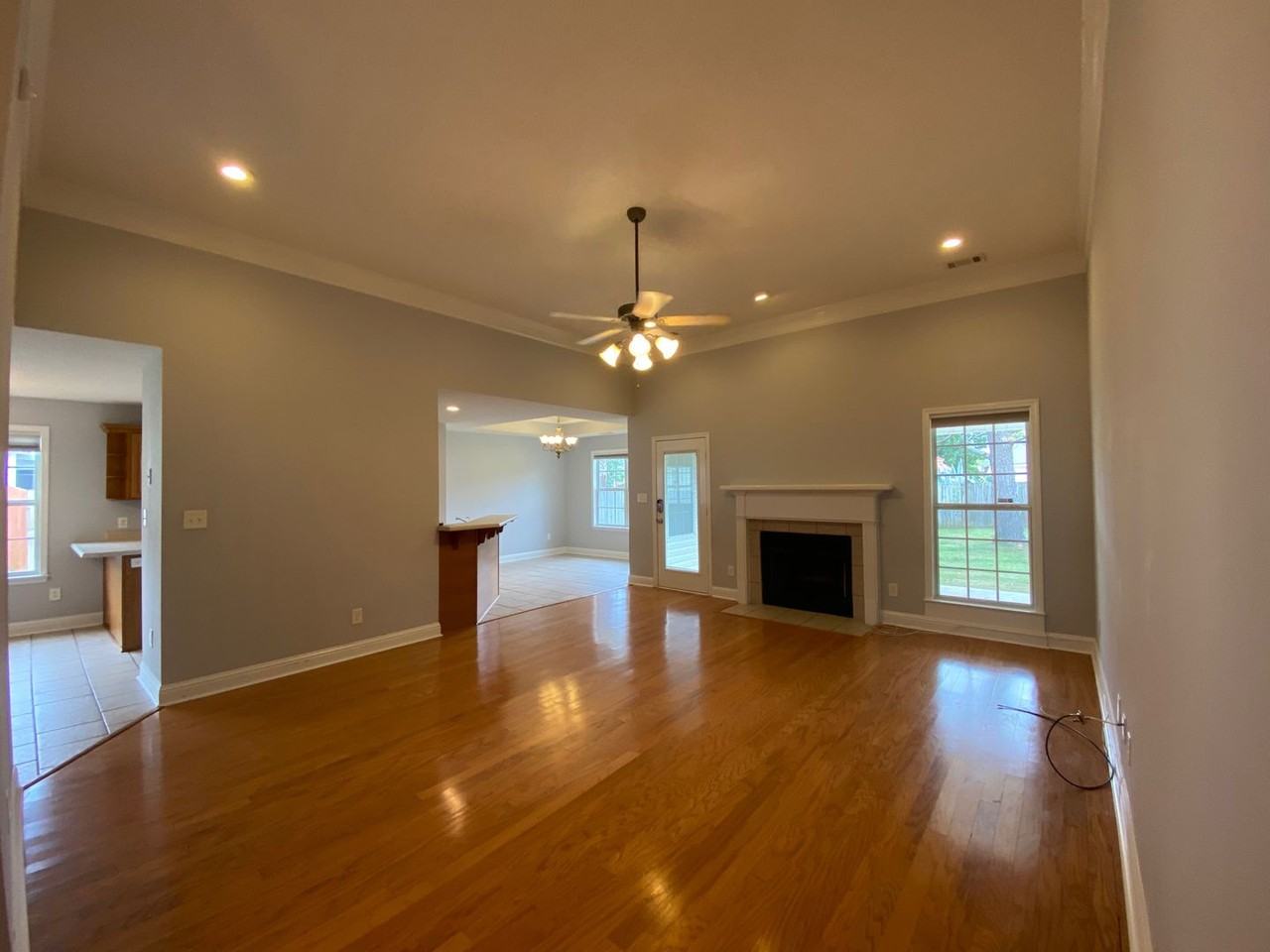 205 Drayton Ct - Photo 3 of 24