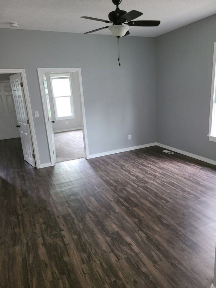 1827 17th Ave - Photo 6 of 11