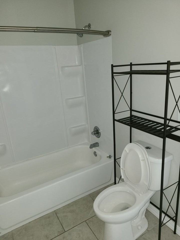 1827 17th Ave - Photo 6 of 11