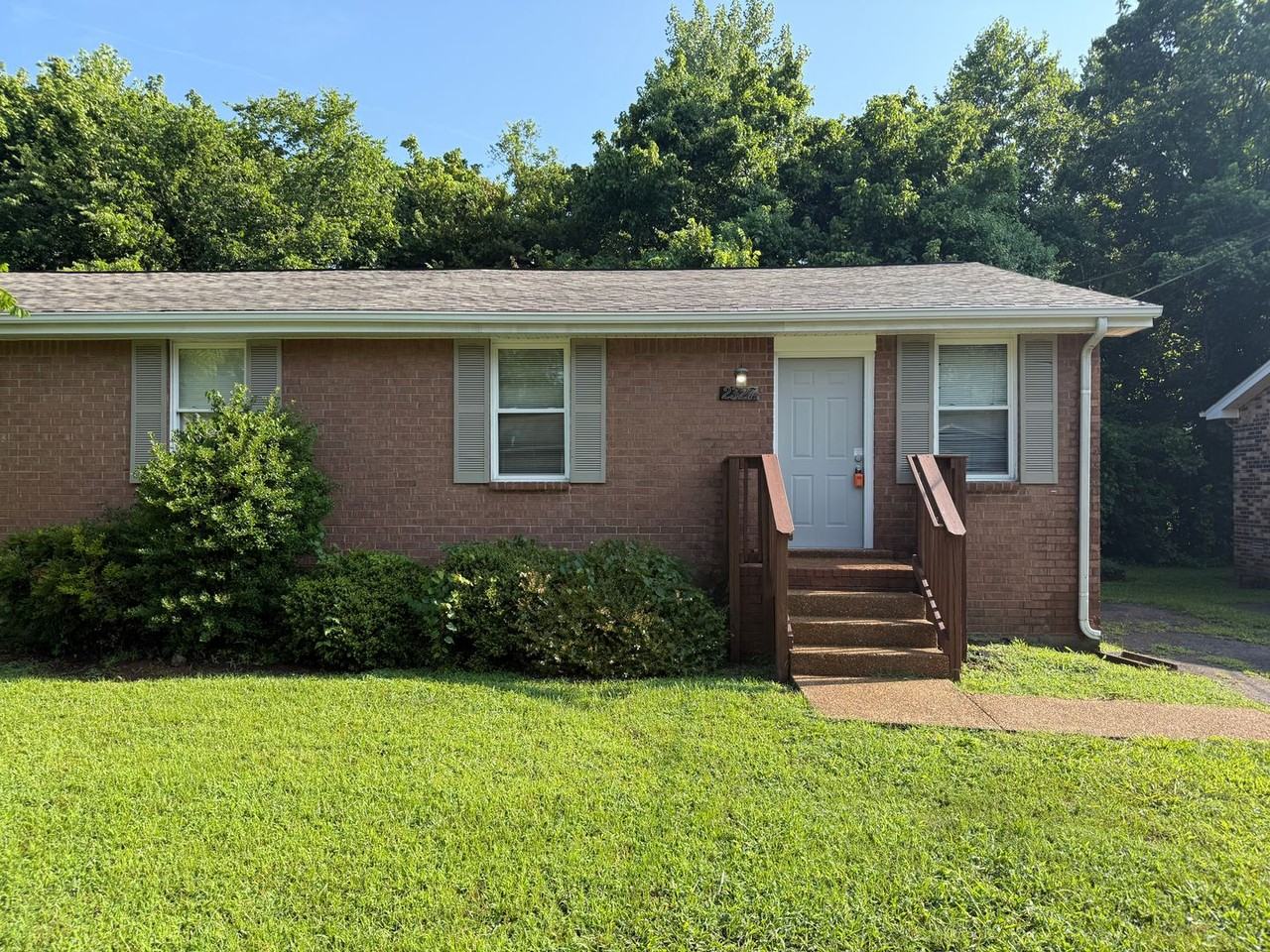 2327 Cooper Ter - Photo 2 of 19