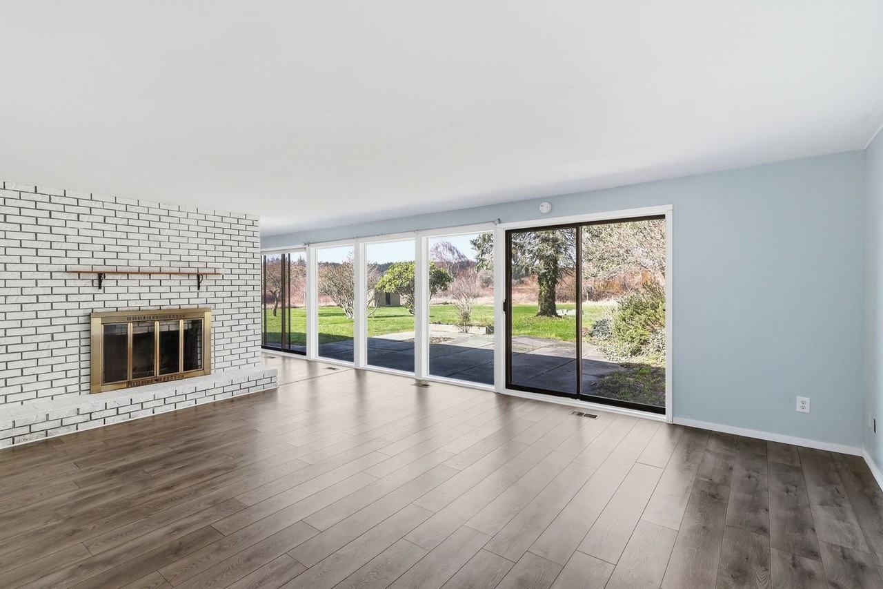 670 Ne 7th Ave - Photo 2 of 15