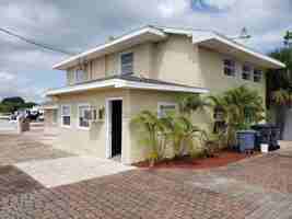 featured image of 1011 S Hopkins Ave #B